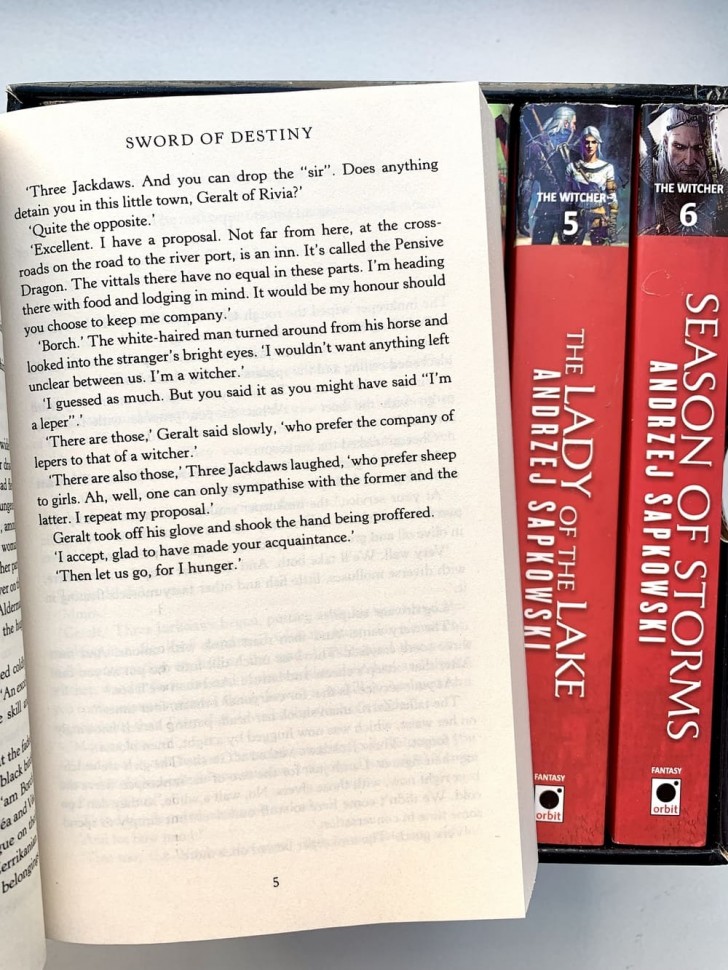 The Witcher Series (Introduction 1 and 2, Books 1 to 6) / Вся серия "Ведьмак" в подарочном коробе