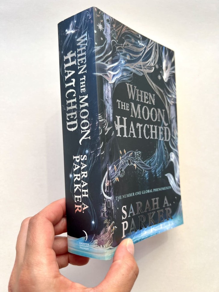 When the Moon Hatched. Когда вылупилась луна When the Moon Hatched. Когда вылупилась луна