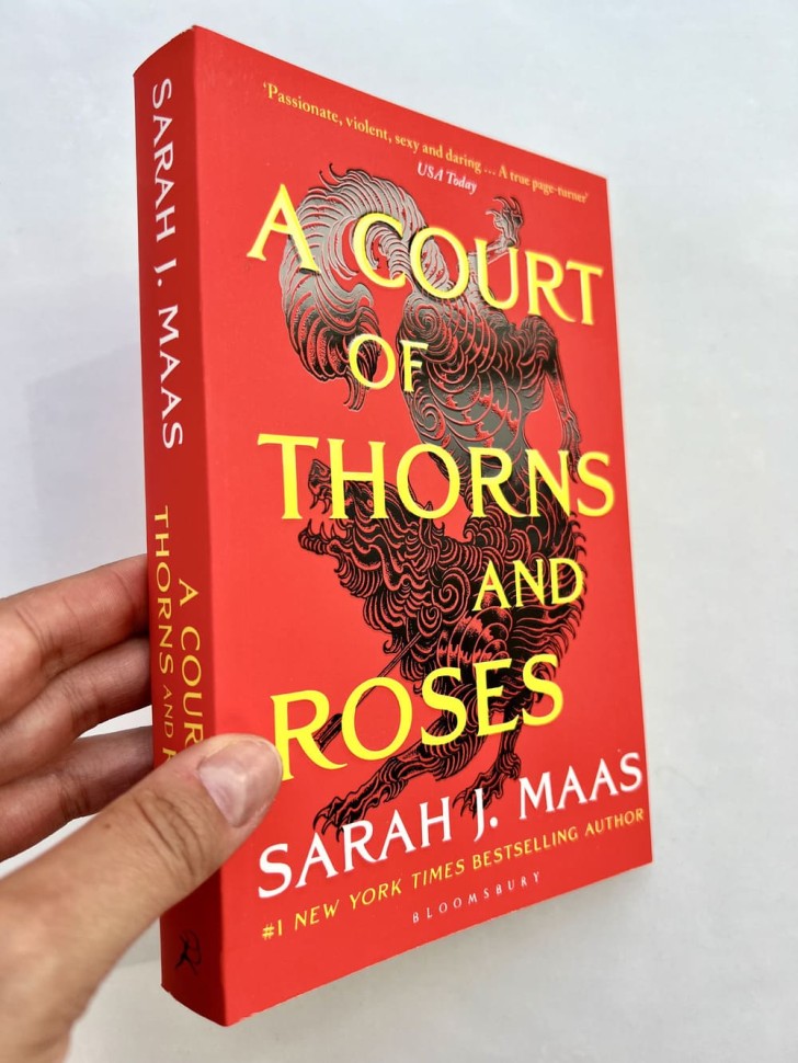 A Court of Thorns and Roses. Королевство шипов и роз. Комплект - 5 книг.