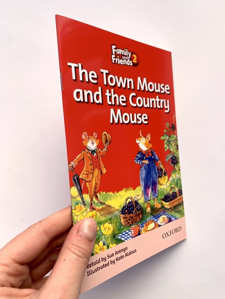 Family and Friends 2 Readers. The Town Mouse And Country Mouse. Городская Мышка и Сельская Мышка