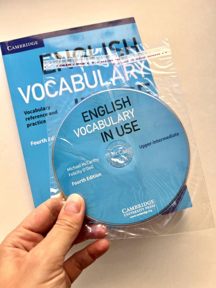 English Vocabulary in Use Upper 4th+CD