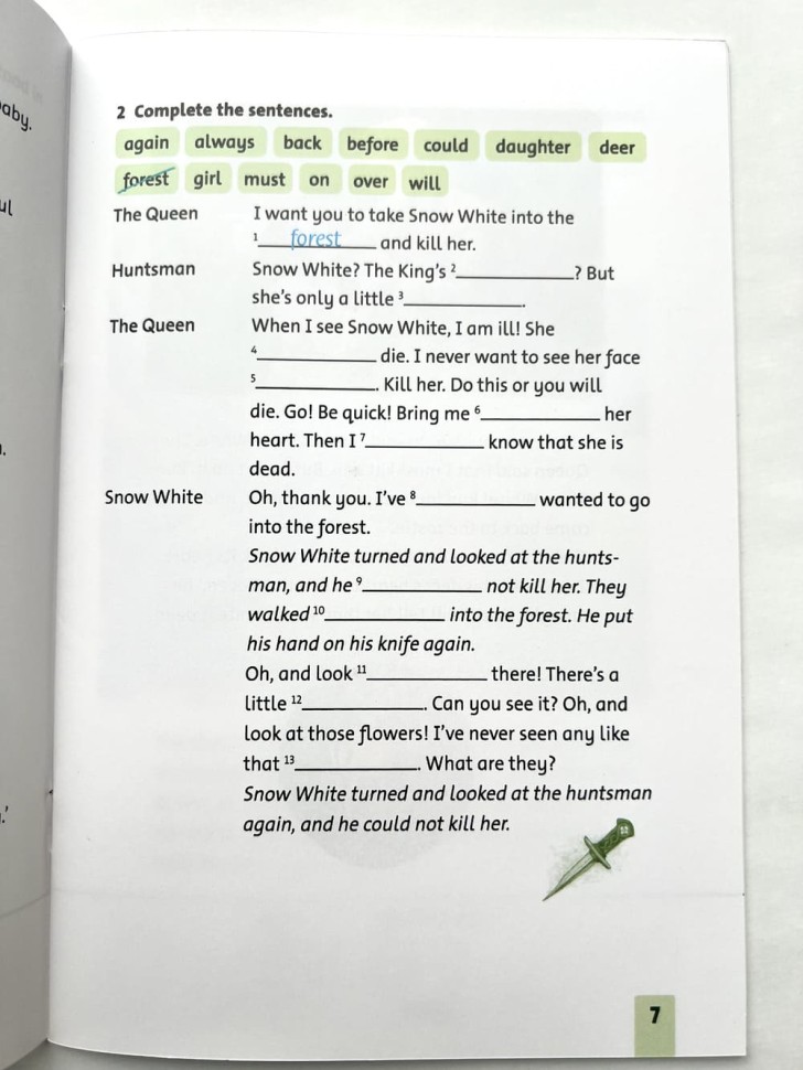 (Family and Friends Readers) 3 P.1  Snow White. Белоснежка и семь гномов
