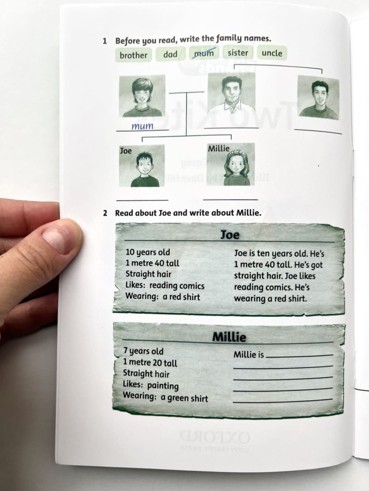 (Family and Friends Readers) 3 P.4  Two Kites. Два воздушных змея